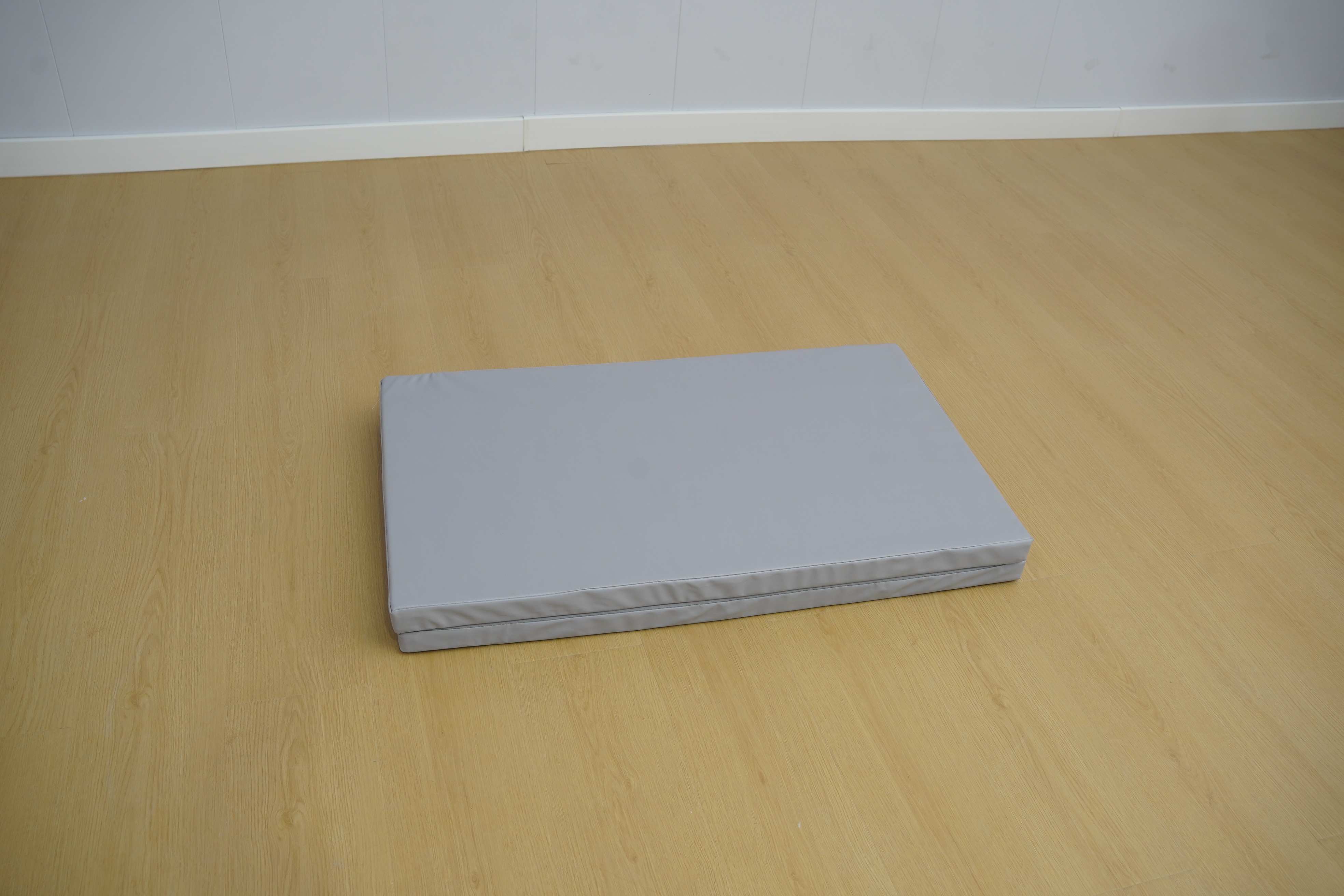 Waterproof Foldable Gym Mat | 2-Part Easy Storage Foam Floor Mat